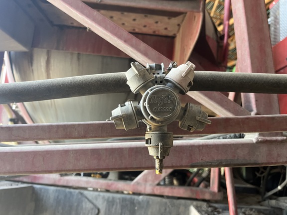 2007 Case IH SPX3185 Sprayer/High Clearance