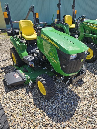 2022 John Deere 1023E Tractor Compact