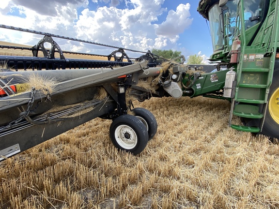 2020 MacDon FD145 Header Combine