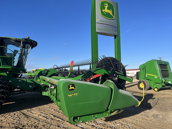 2019 John Deere 740FD Header Combine