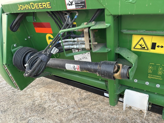 2014 John Deere 615P Header Combine