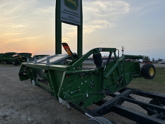 2014 John Deere 615P Header Combine