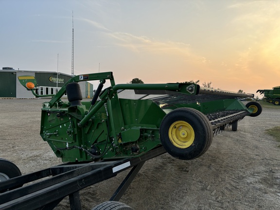 2014 John Deere 615P Header Combine