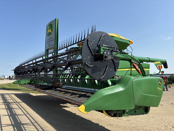 2019 John Deere 740FD Header Combine