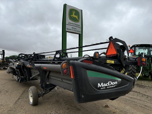 2015 MacDon FD75-45 Header Combine