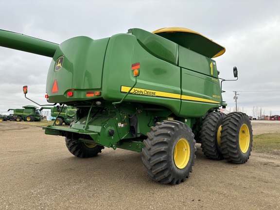 2009 John Deere 9870 STS Combine