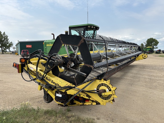 2004 John Deere 4895 Windrower