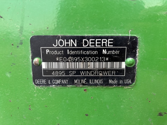 2004 John Deere 4895 Windrower