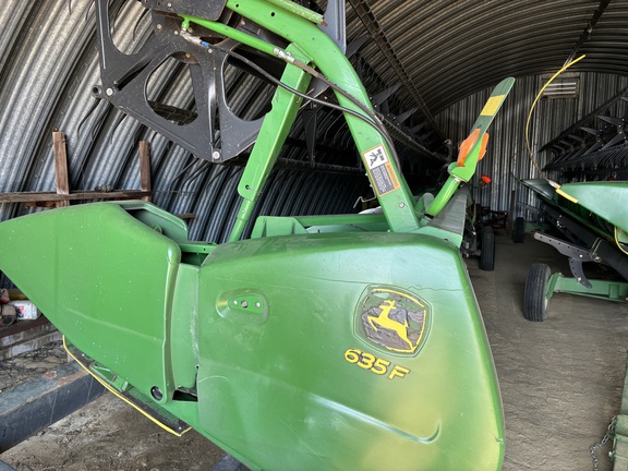 2008 John Deere 635F Header Combine