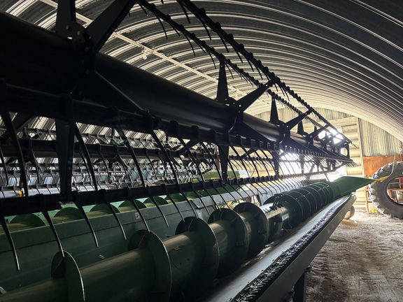 2008 John Deere 635F Header Combine