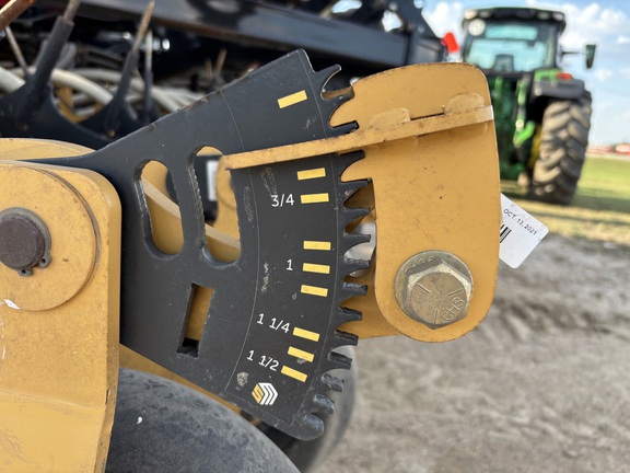 2022 Seed Master Ultra SR 6015 Air Seeder