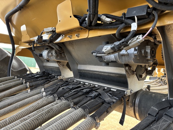 2022 Seed Master Ultra SR 6015 Air Seeder