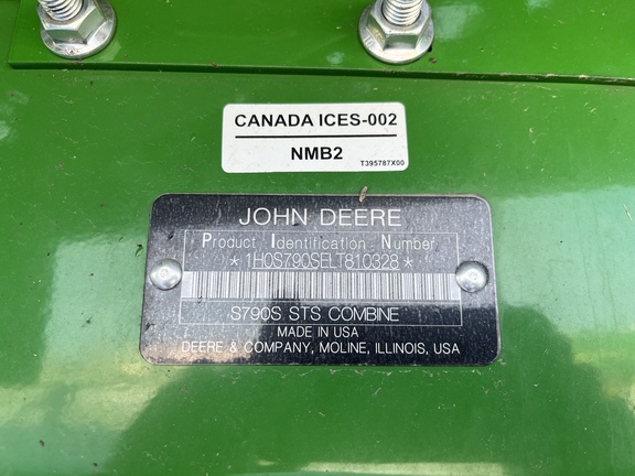 2020 John Deere S790 Combine