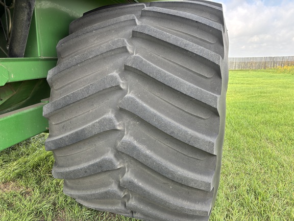 2015 Brent 1386 Grain Cart