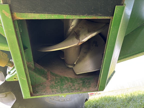 2015 Brent 1386 Grain Cart