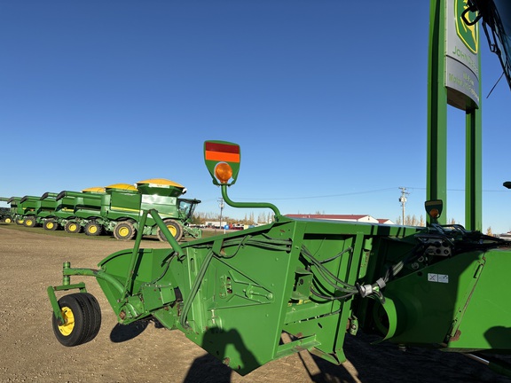 2005 John Deere 914 PICKUP Header Combine
