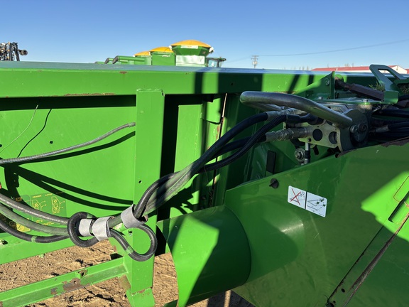 2005 John Deere 914 PICKUP Header Combine