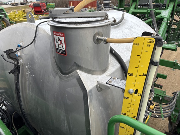 2016 John Deere R4038 Sprayer/High Clearance