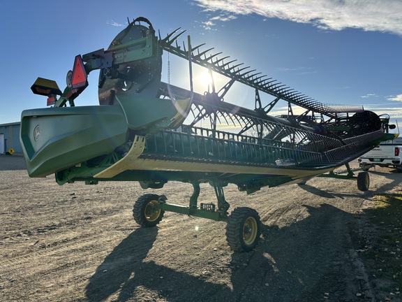 2023 John Deere HD40R Header Combine