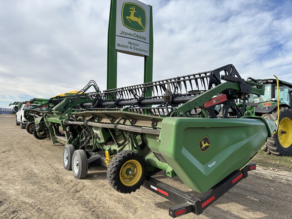 2021 John Deere HD40R Header Combine