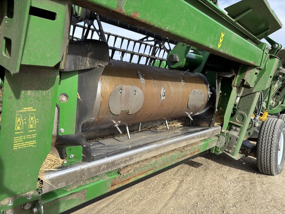 2021 John Deere HD40R Header Combine