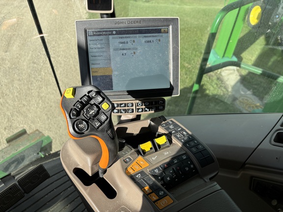 2019 John Deere S780 Combine
