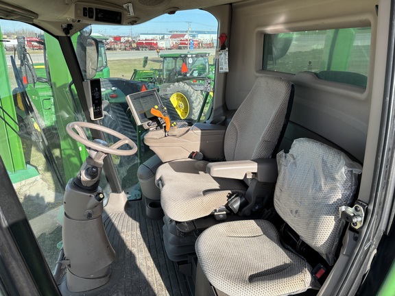 2019 John Deere S780 Combine