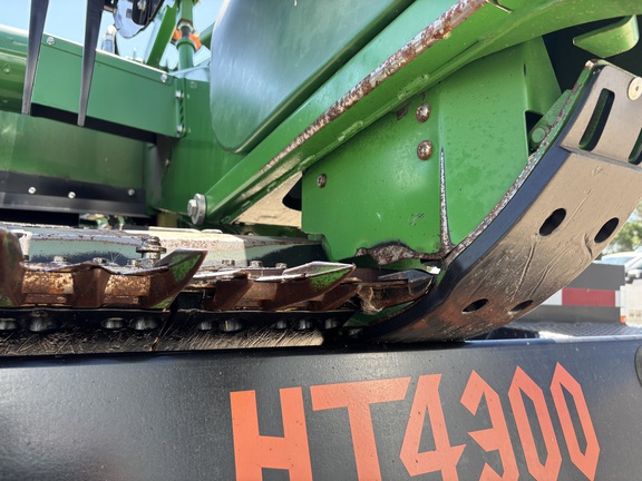 2022 John Deere HD50R Header Combine