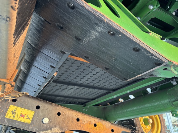 2022 John Deere HD50R Header Combine