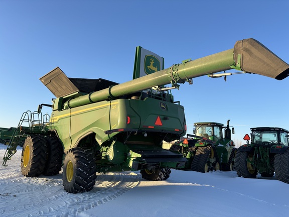 2021 John Deere X9 1000 Combine