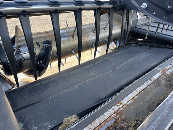 2019 MacDon FD140 Header Combine