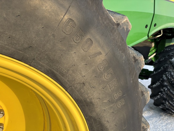 2017 John Deere S680 Combine