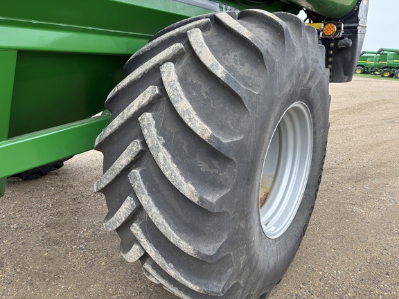 2017 Brent V1000 Grain Cart