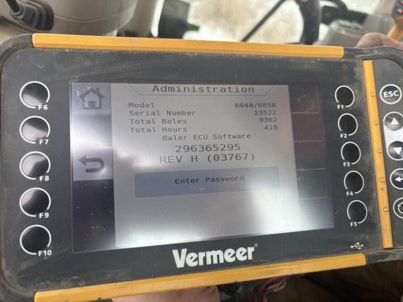 2021 Vermeer 605n select Baler/Round