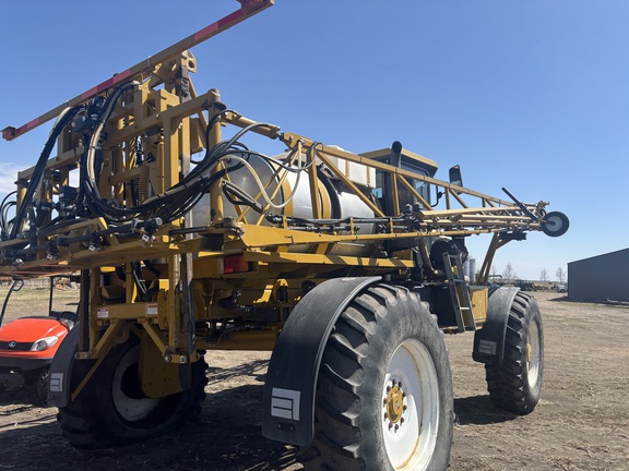 2006 RoGator 874 Sprayer/High Clearance