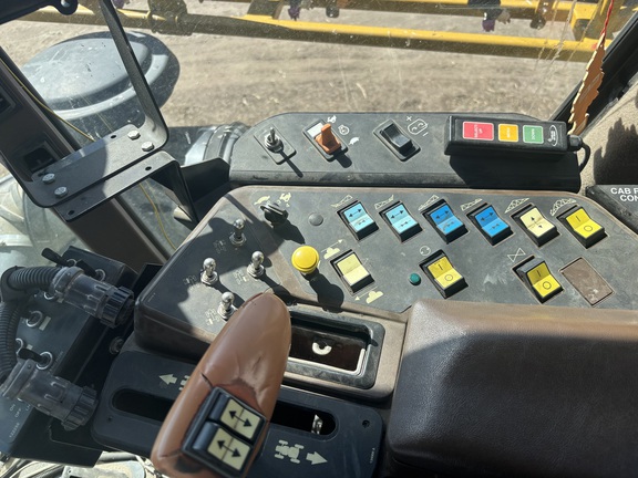 2006 RoGator 874 Sprayer/High Clearance