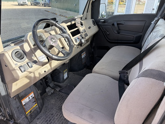 2022 John Deere XUV 835R ATV