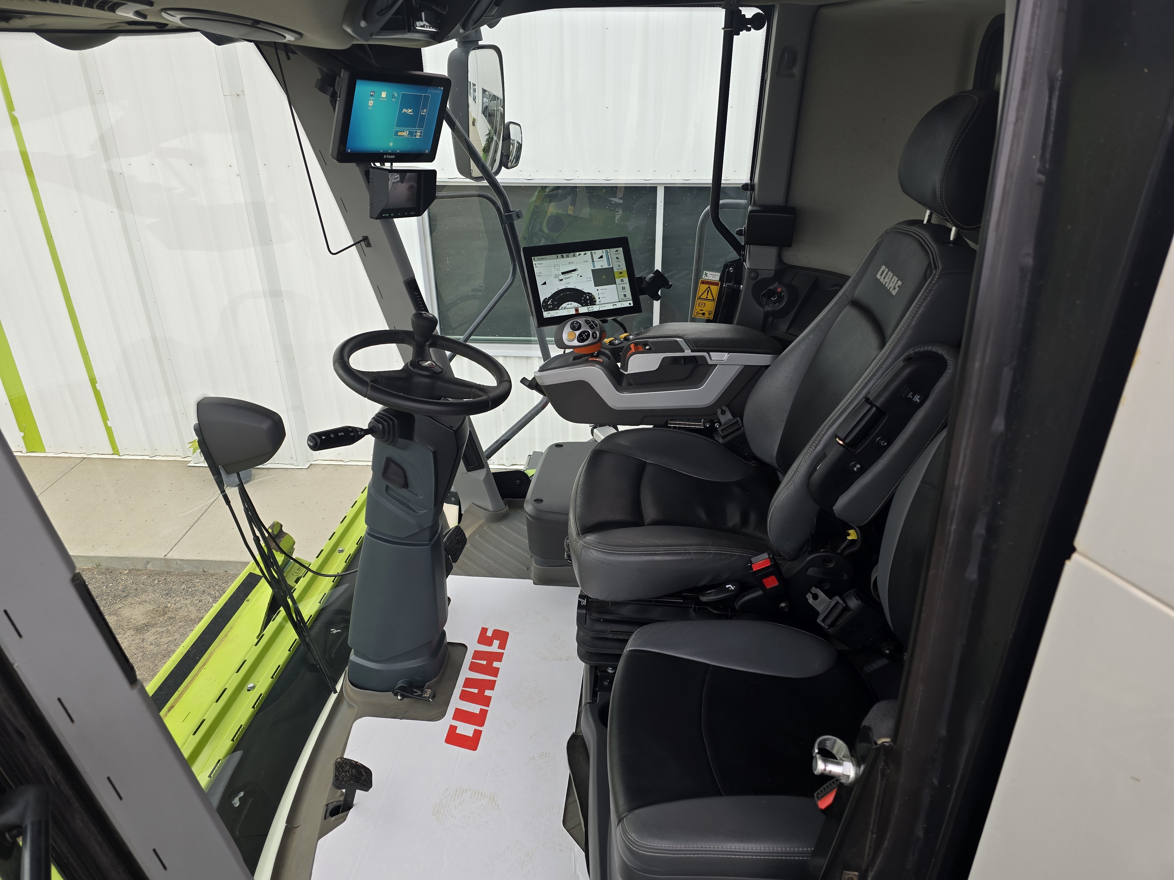 2020 CLAAS 8700TT Combine