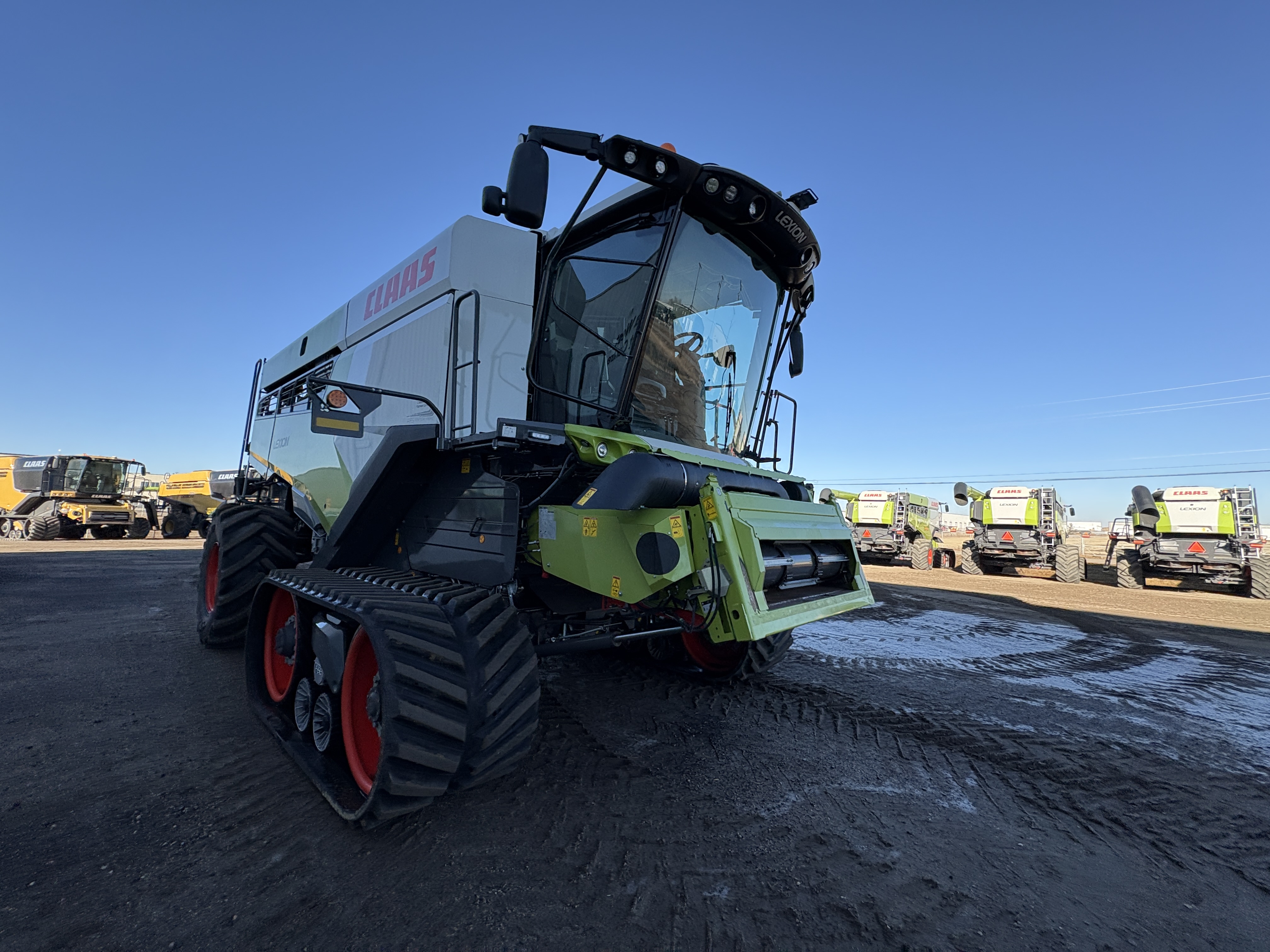 2022 CLAAS 8700TT Combine