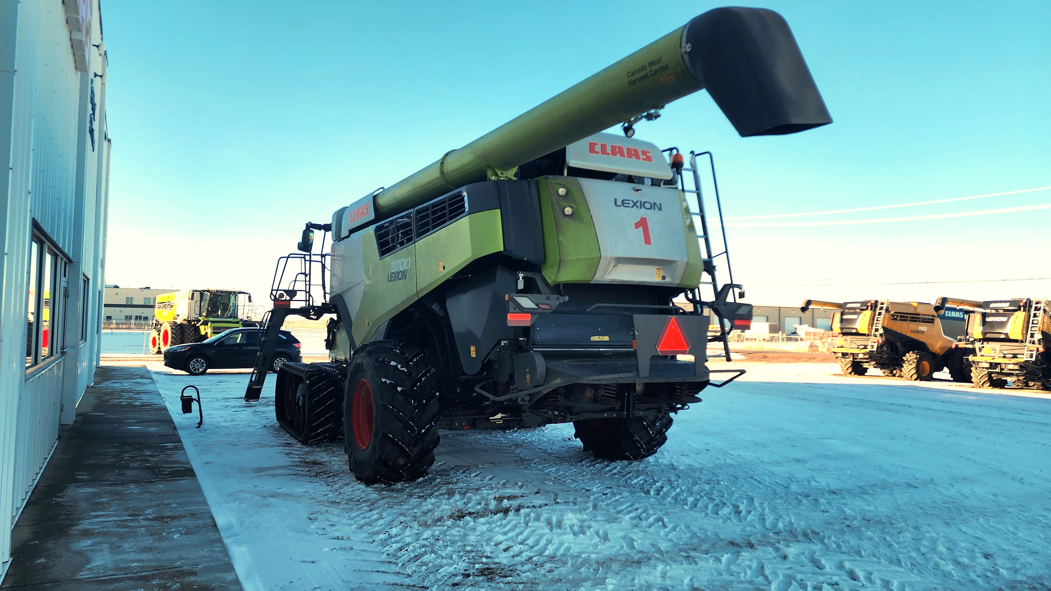 2022 CLAAS 8700TT Combine