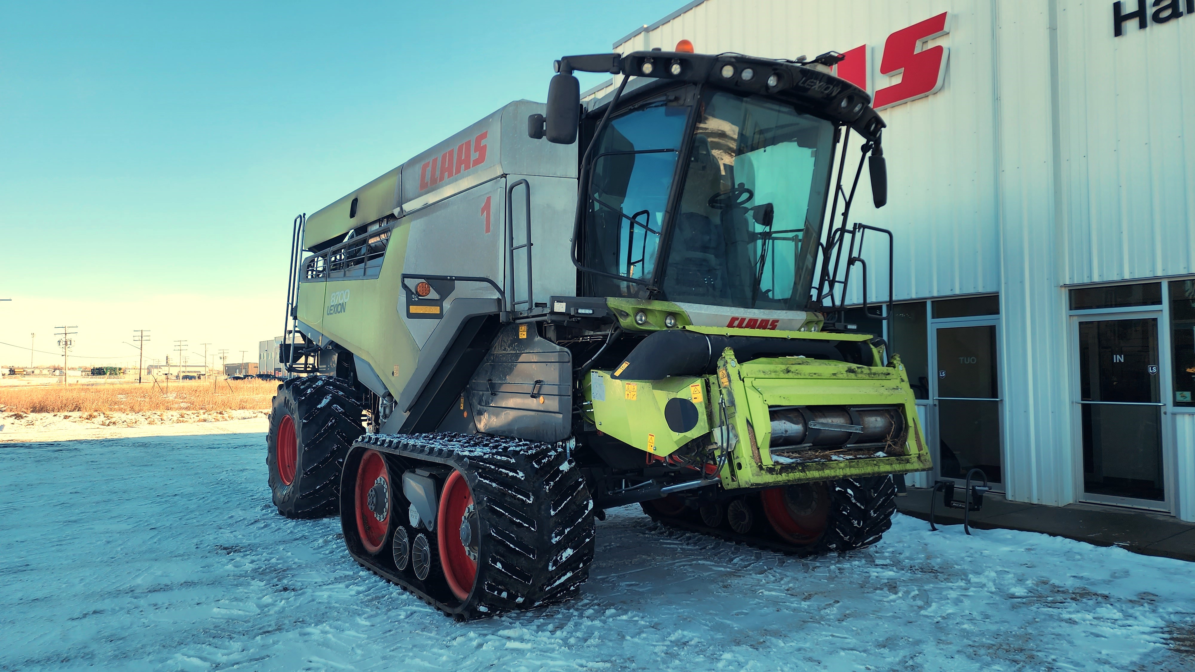 2022 CLAAS 8700TT Combine