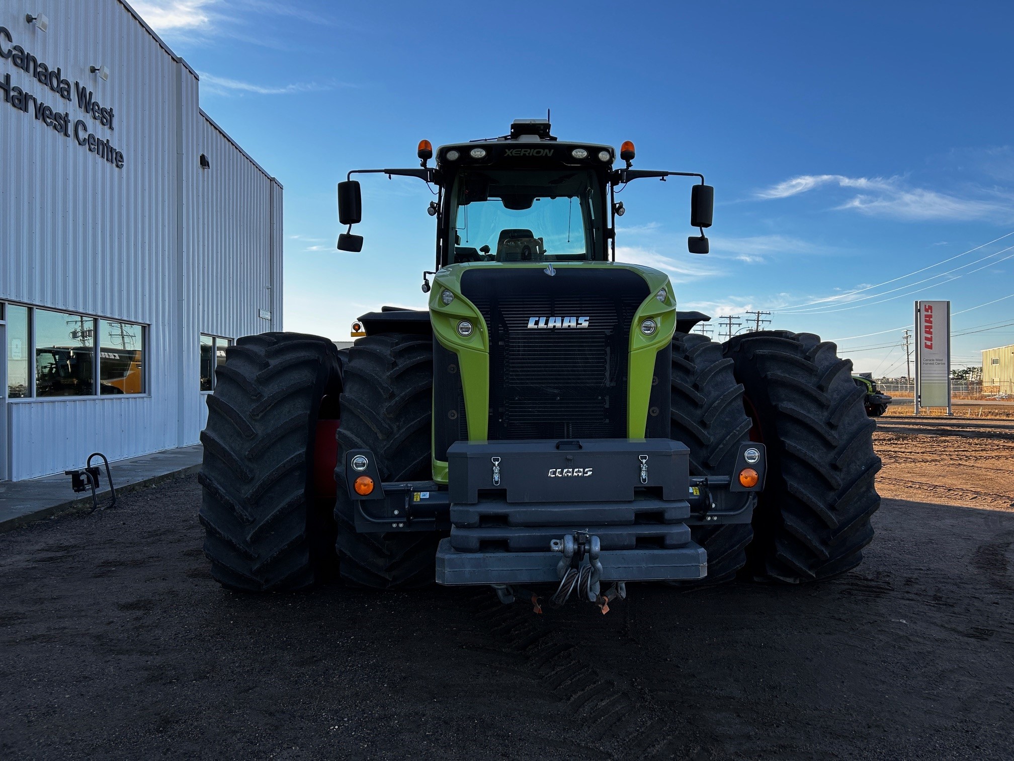 2018 CLAAS Xerion 5000 Duals Tractor