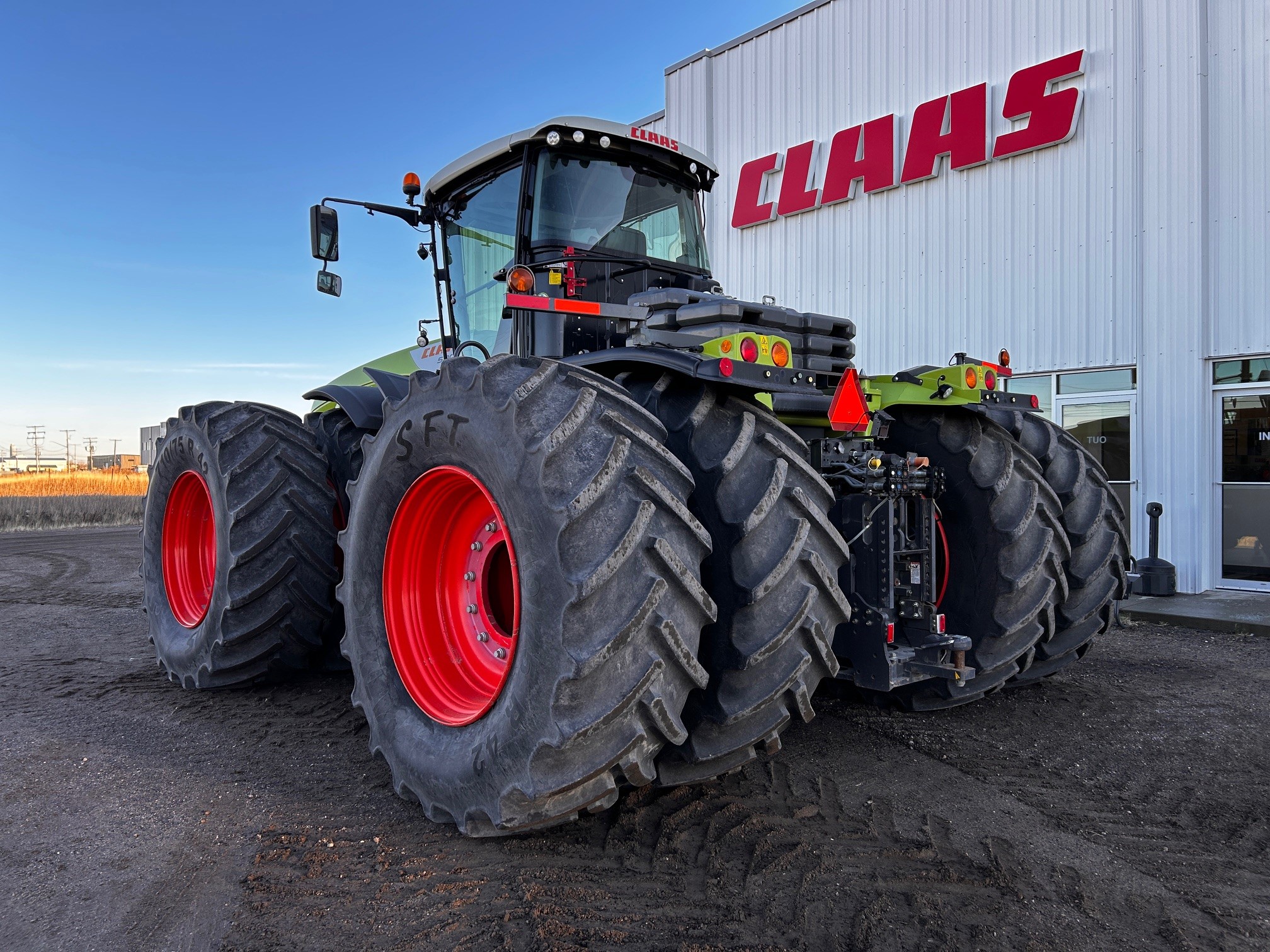 2018 CLAAS Xerion 5000 Duals Tractor