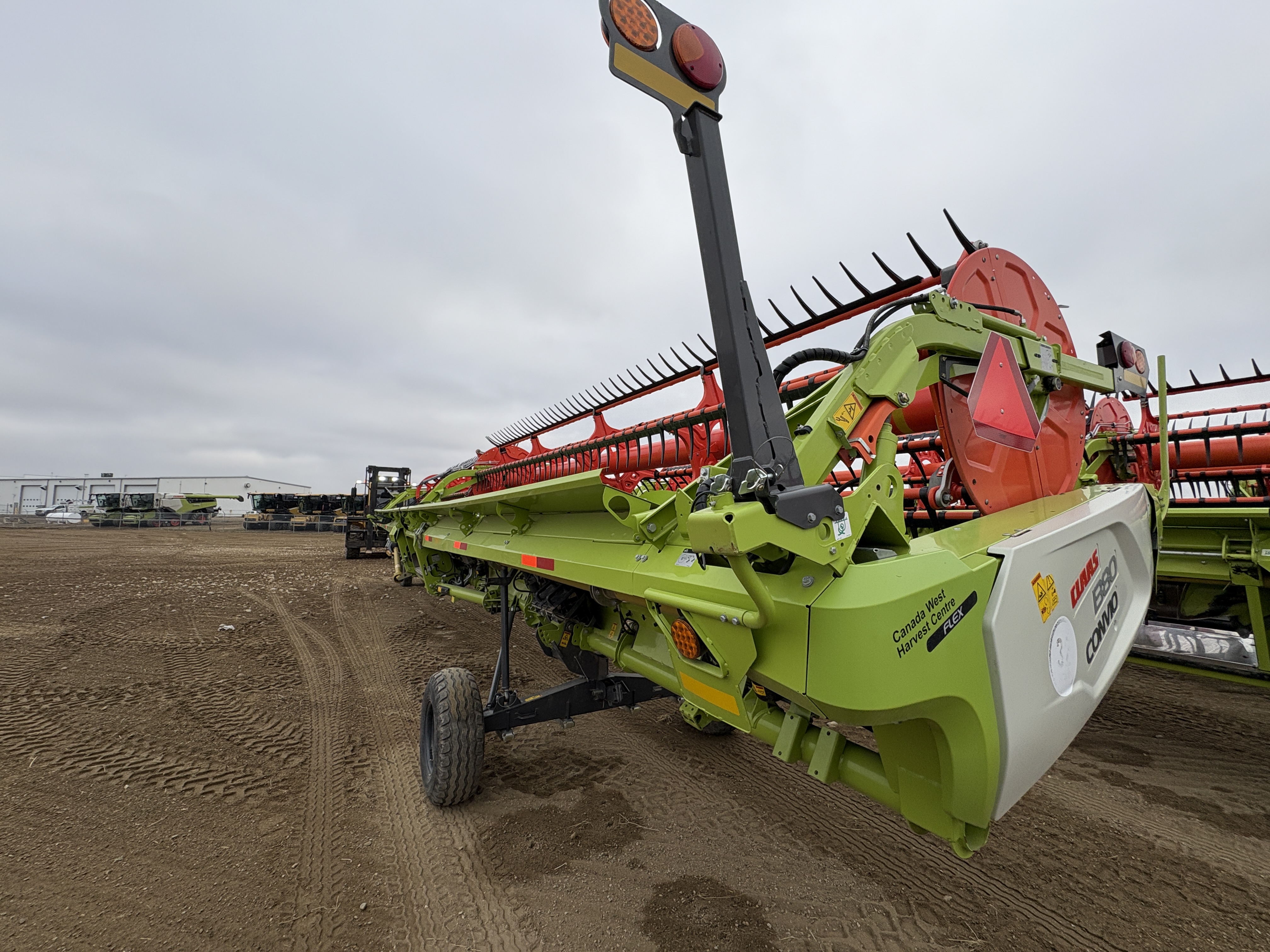 2022 CLAAS Convio 1380 Header Flex