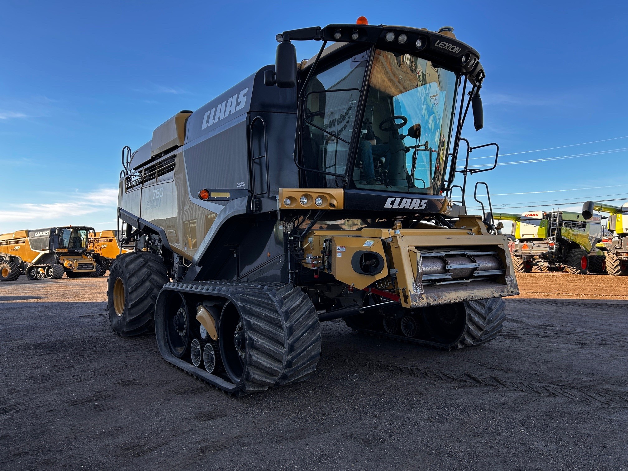 2018 CLAAS 760TT Combine