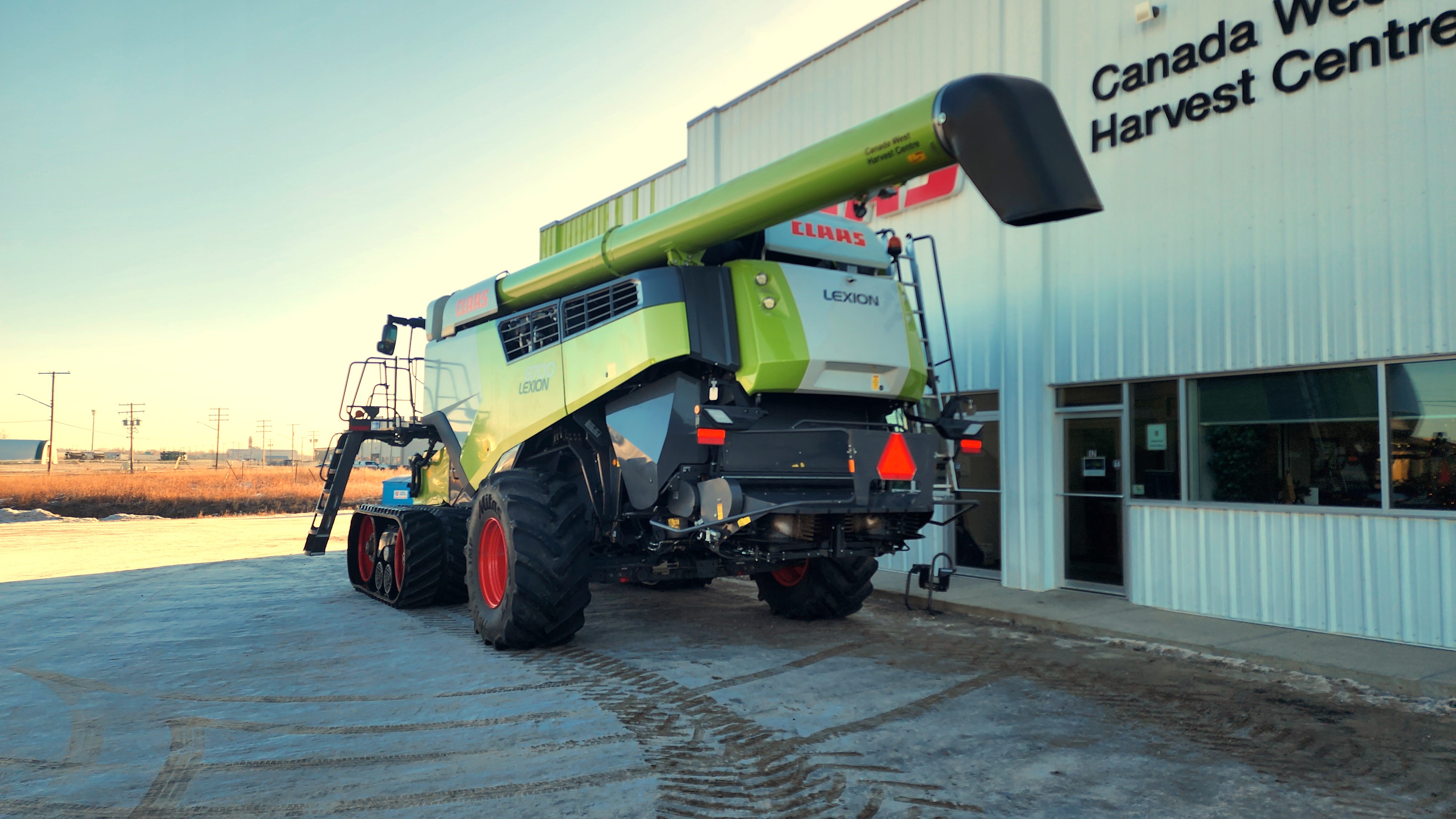 2022 CLAAS 8700TT Combine