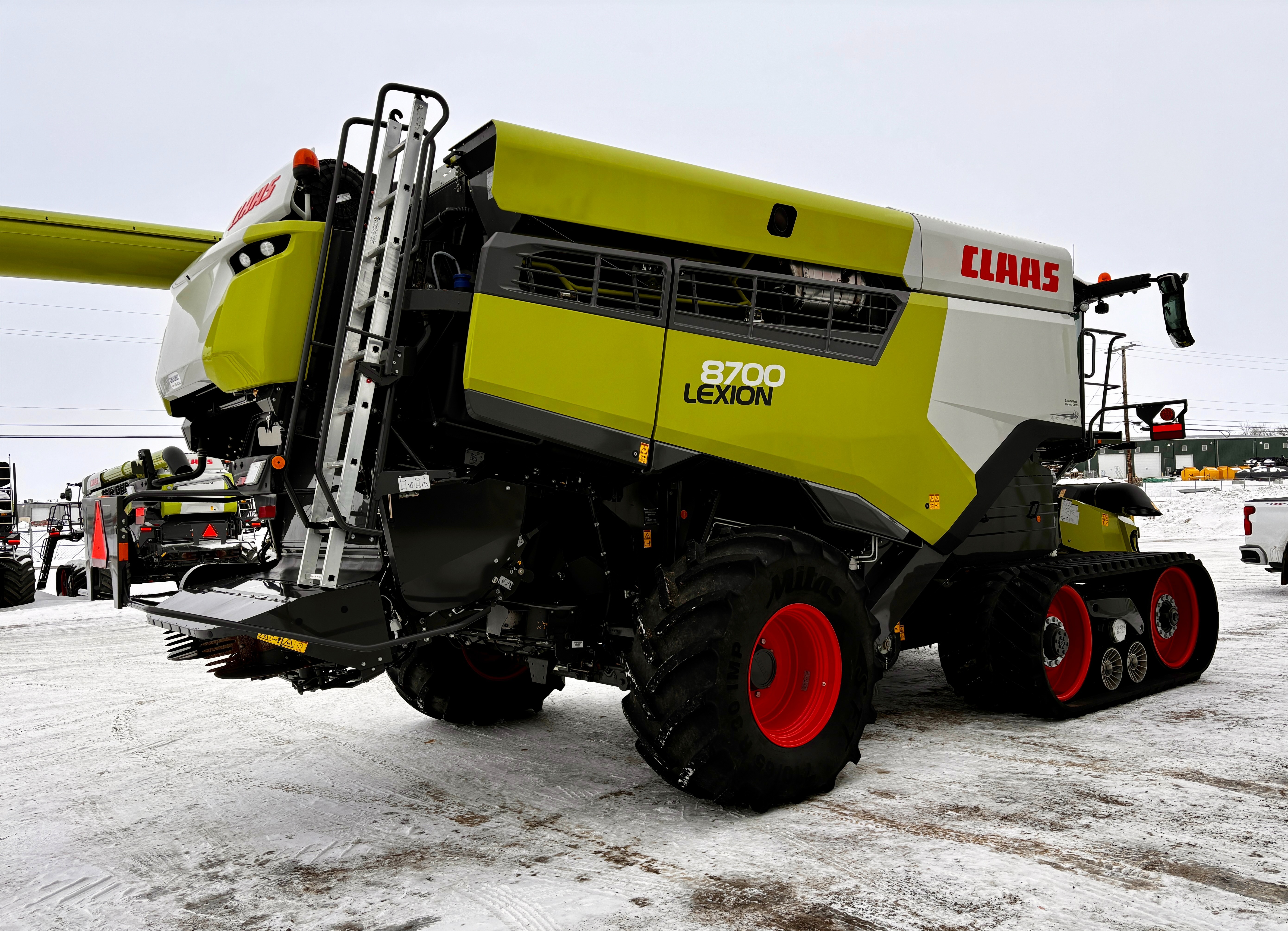 2024 CLAAS 8700TT Combine
