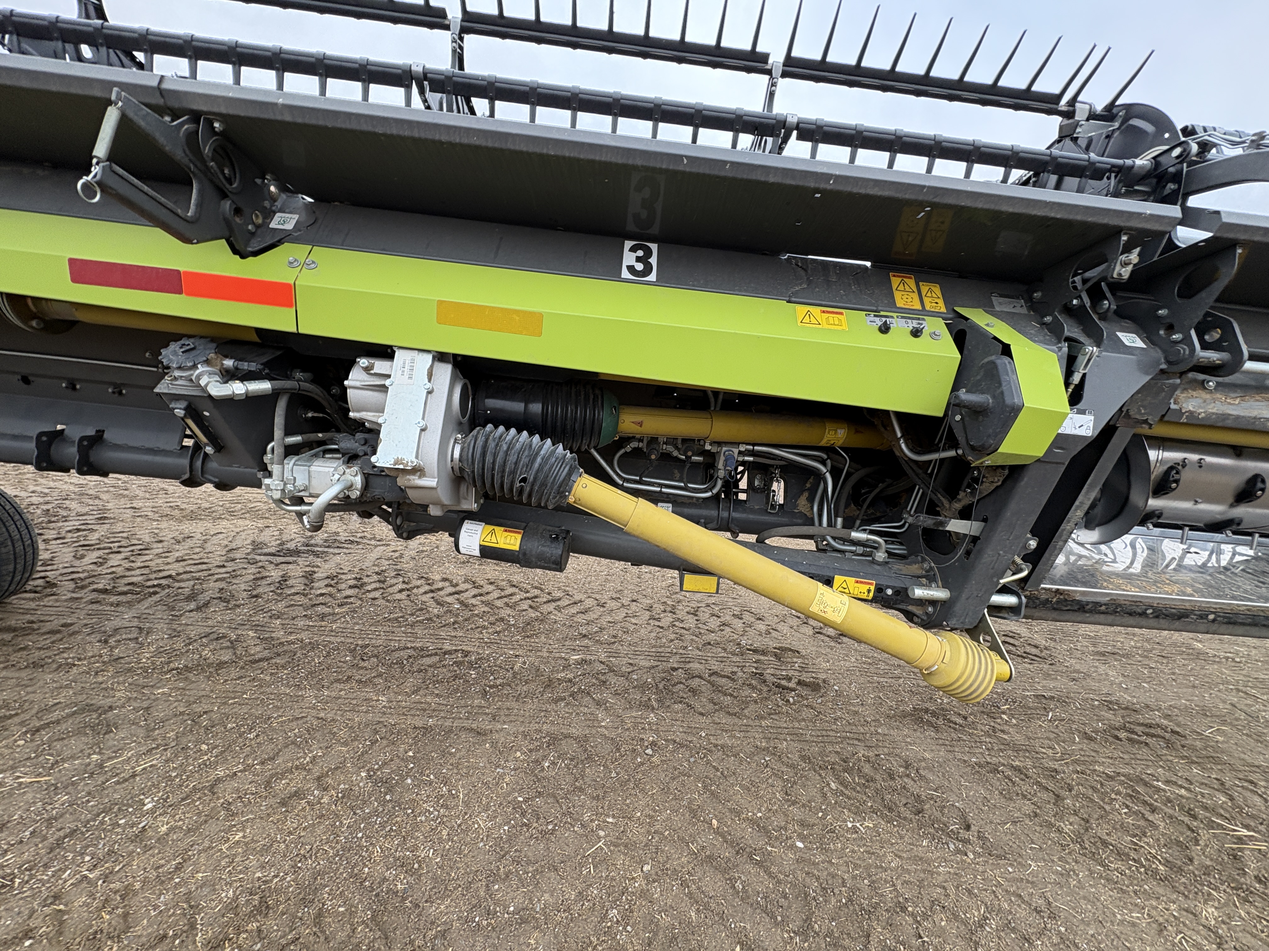 2021 CLAAS Convio Flex 1380 Header Combine