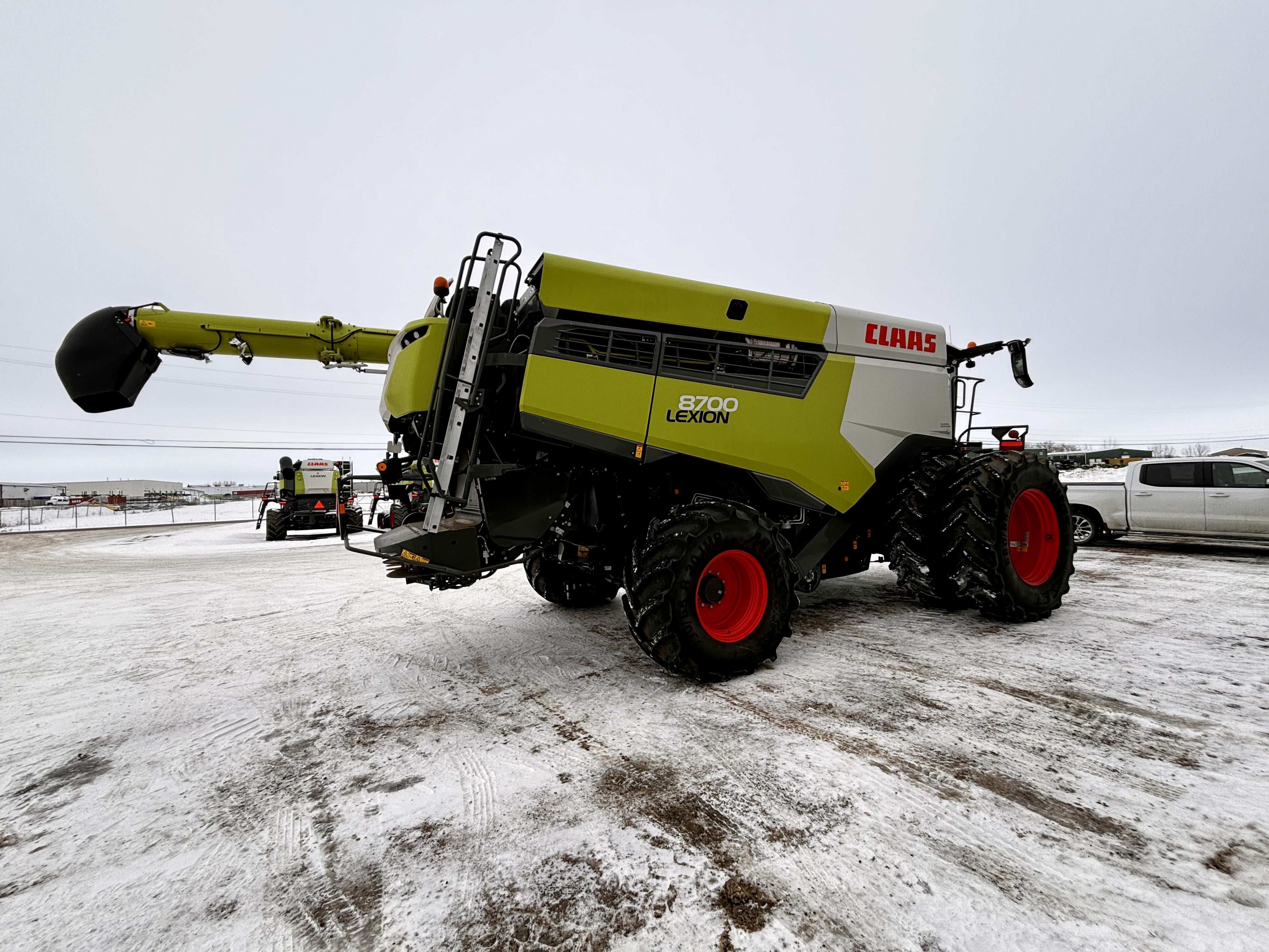 2023 CLAAS 8700 Combine