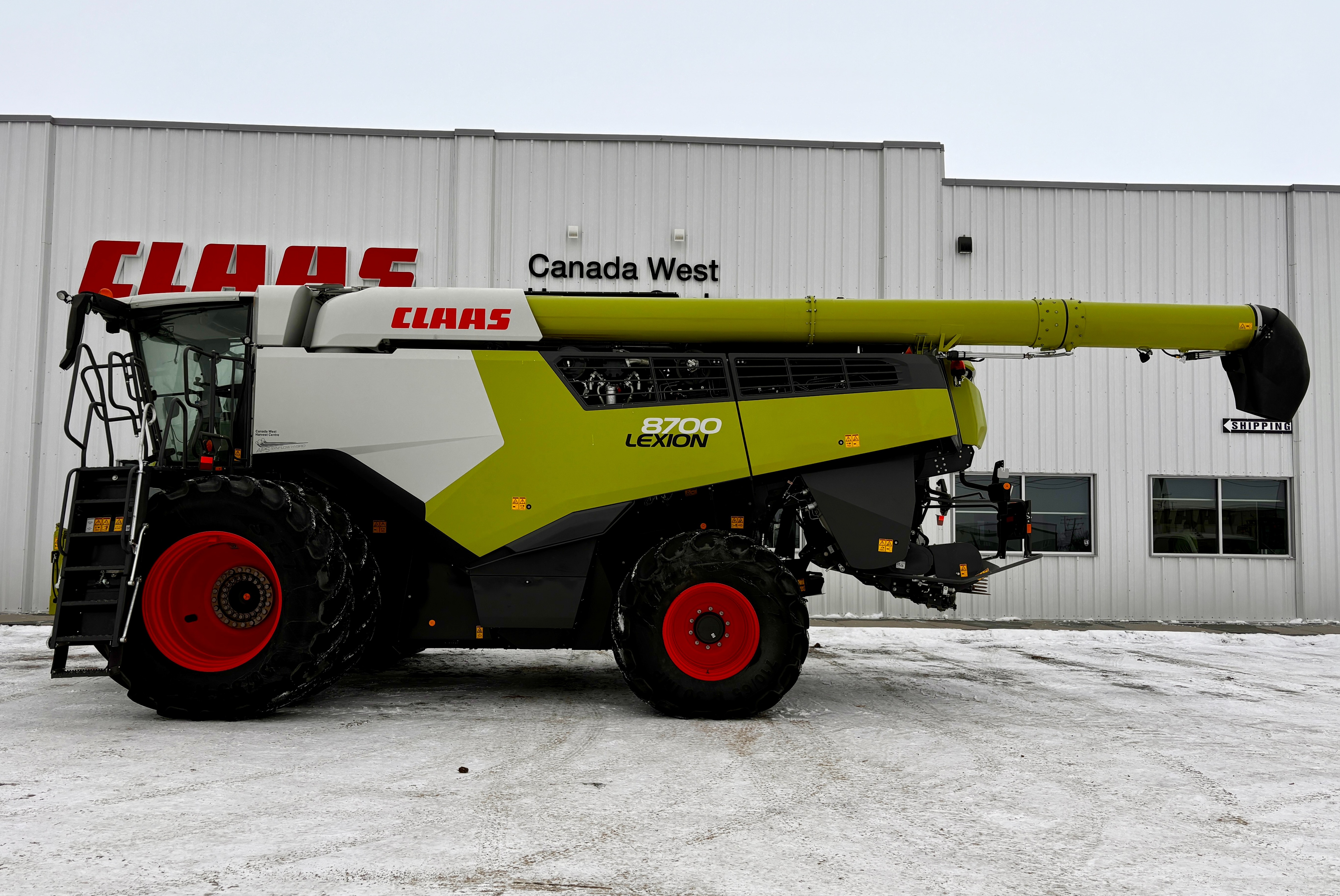 2023 CLAAS 8700 Combine